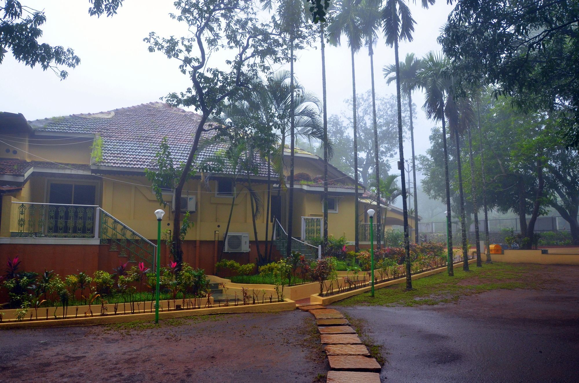 Zaras Resort Lonavala Exteriér fotografie